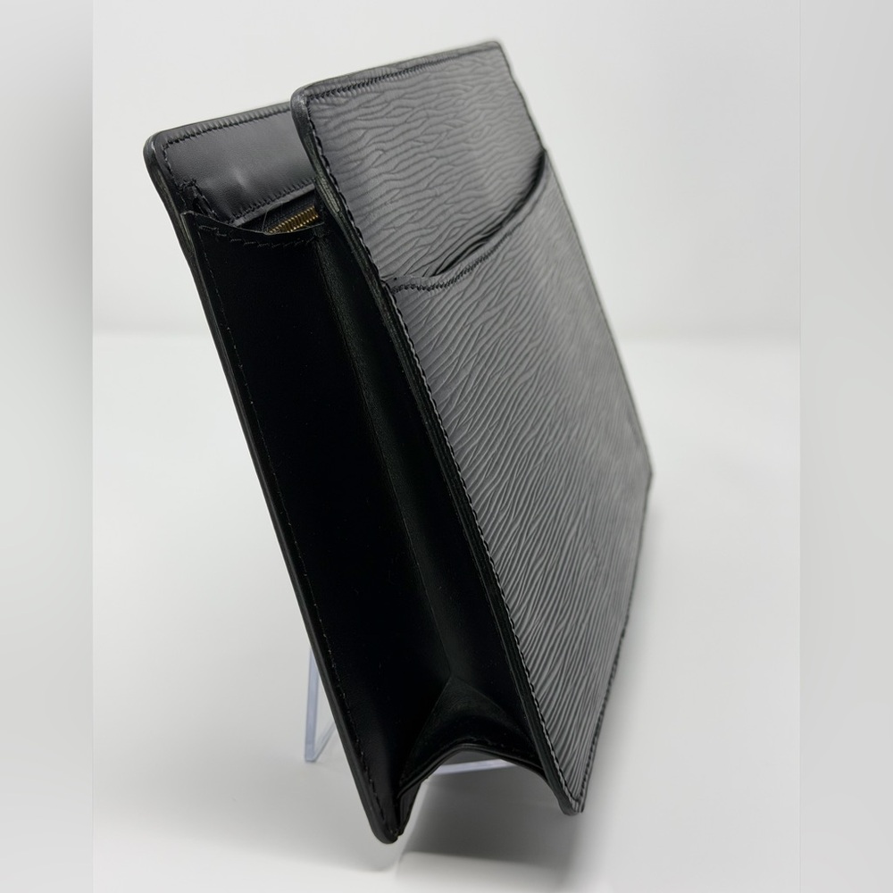Louis Vuitton Epi Black Leather Clutch ~ Like New! SR0988 - Picture 7 of 10